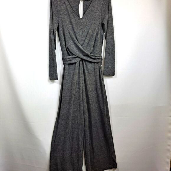 Old Navy Ladies Jumpsuit NWT - Picture 1 of 11